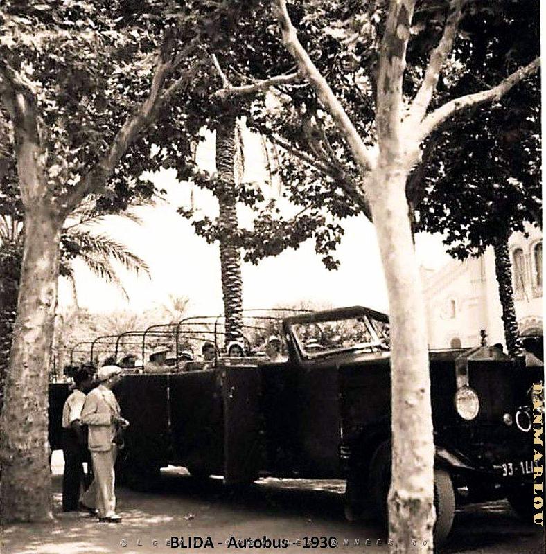 Blida - Autobus - 1930.jpg